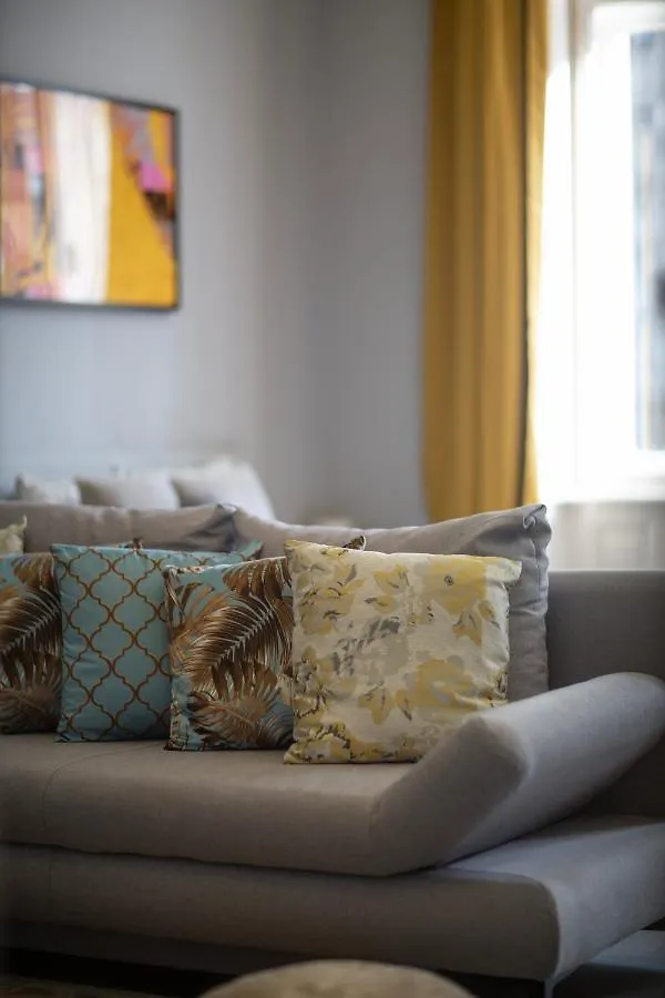 Downtown Apartment In The Heart Of Budapeszt